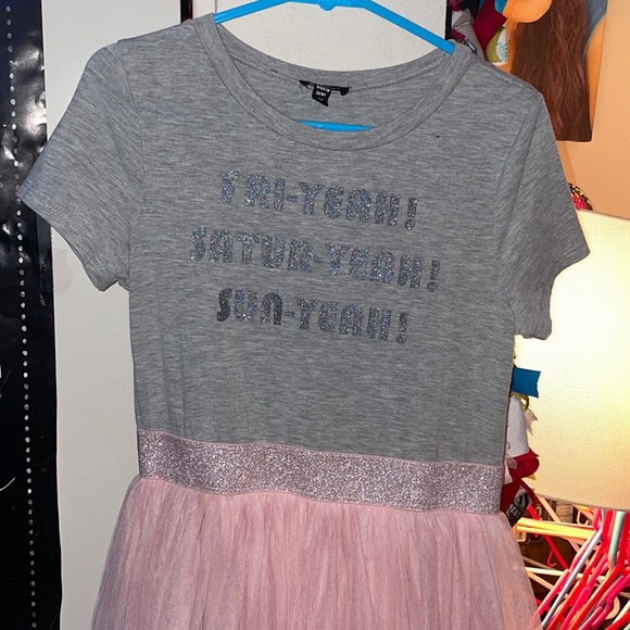 Zunie‎ Fri-yeah Satur-yeah sun-yeah dress - Picture 1 of 3